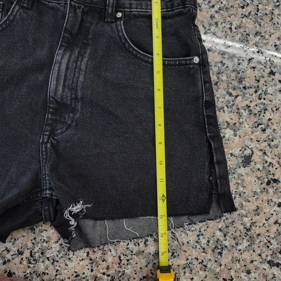 Zara Black Jean Shorts High-Waisted Distressed - Picture 5 of 9